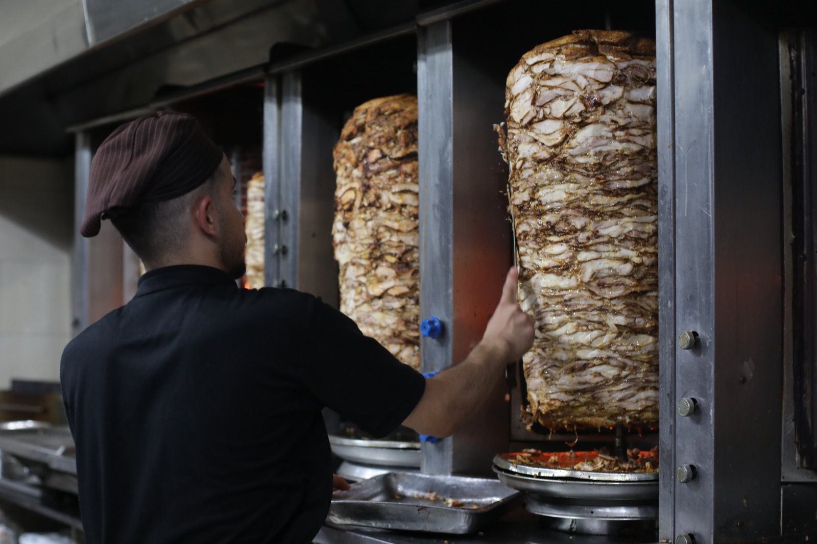 المواطنون في غزة يقضون إجازة عيد الأضحى المبارك