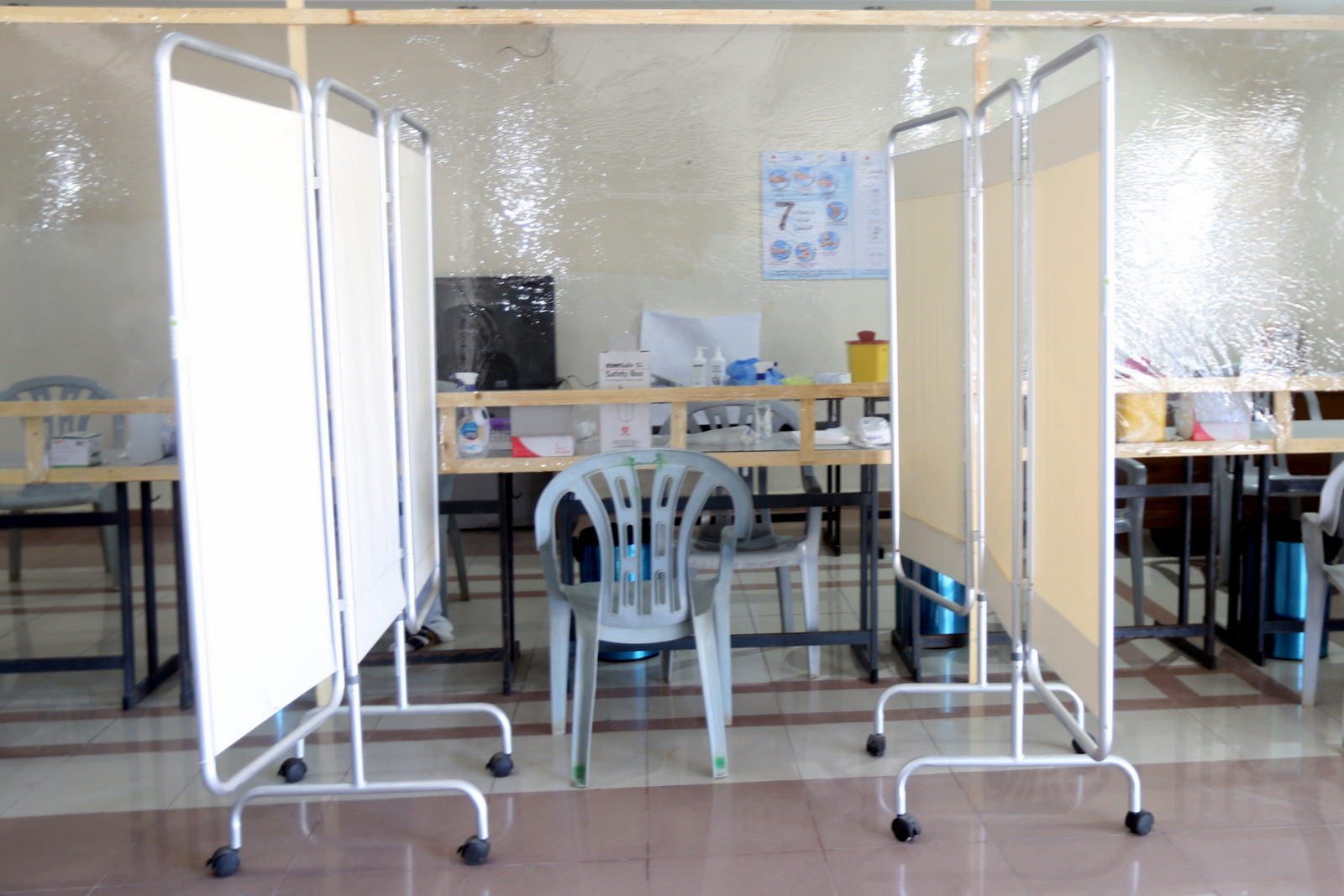  بدء مغادرة المسافرين عبر معبر رفح في أول أيام فتحه استثنائياً