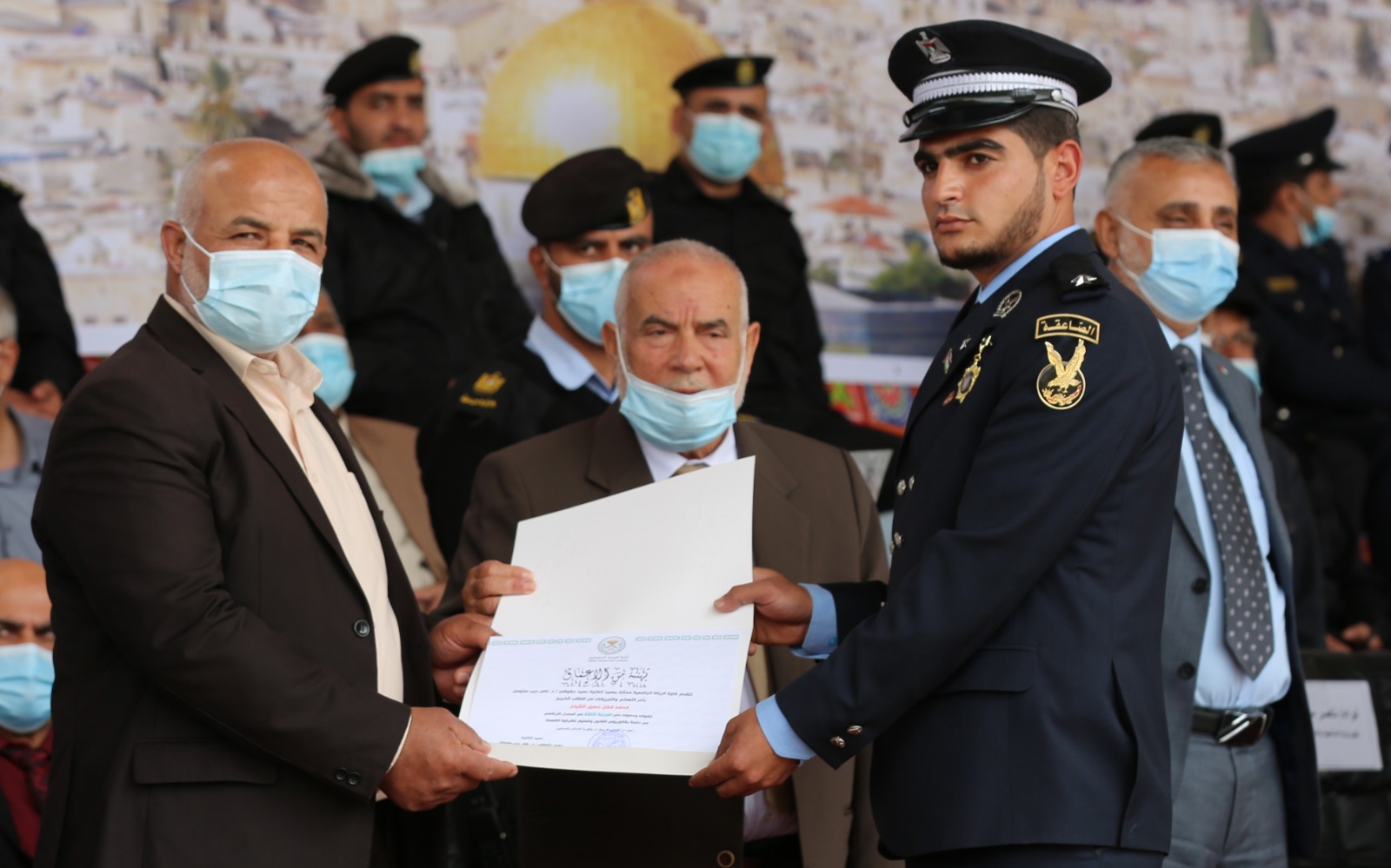 صور.. كلية "الرباط" تُخرج الدفعة التاسعة بكالوريوس "العلوم الشرطية"