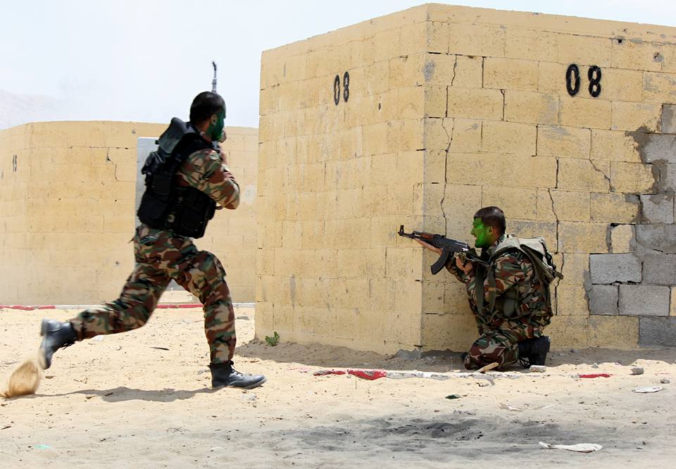 تدريبات دورة قادة السرايا الرابعة بقوات الأمن الوطني