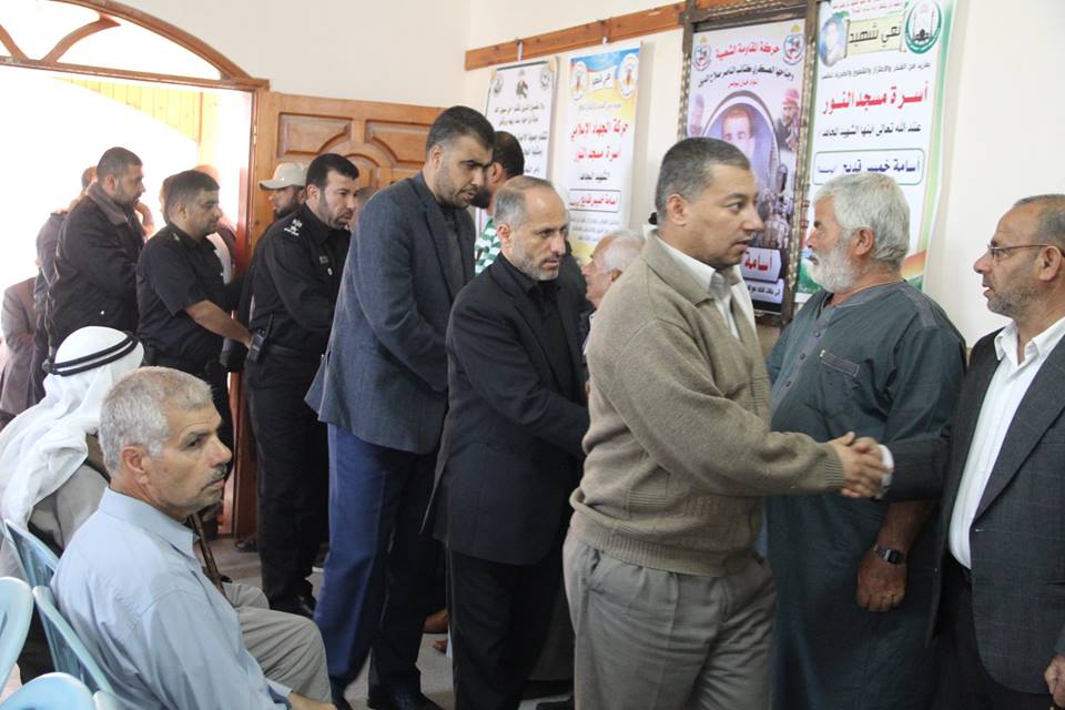 الداخلية تقدم واجب العزاء لذوي شهداء الجمعة الثانية من مسيرات العودة