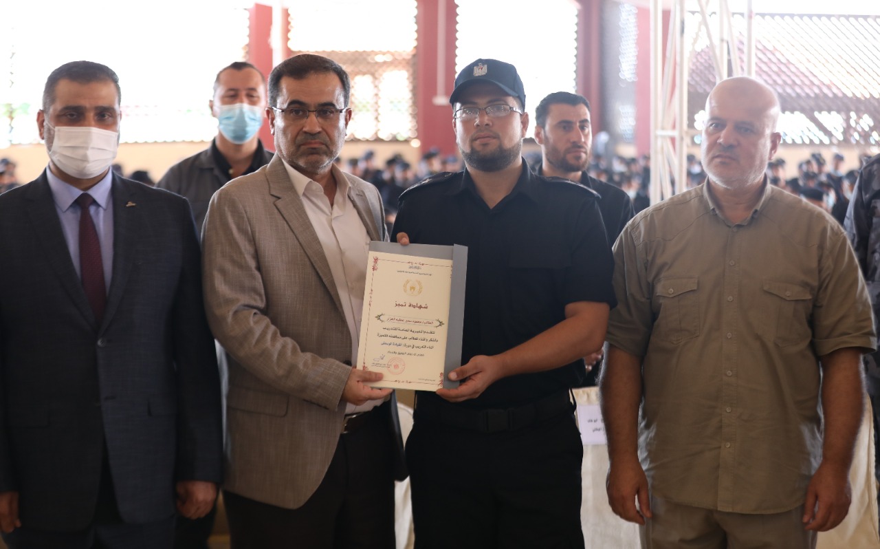 صور.. "مديرية التدريب" تُخرج الفوج الثاني من برنامج "التدريب الحتمي"