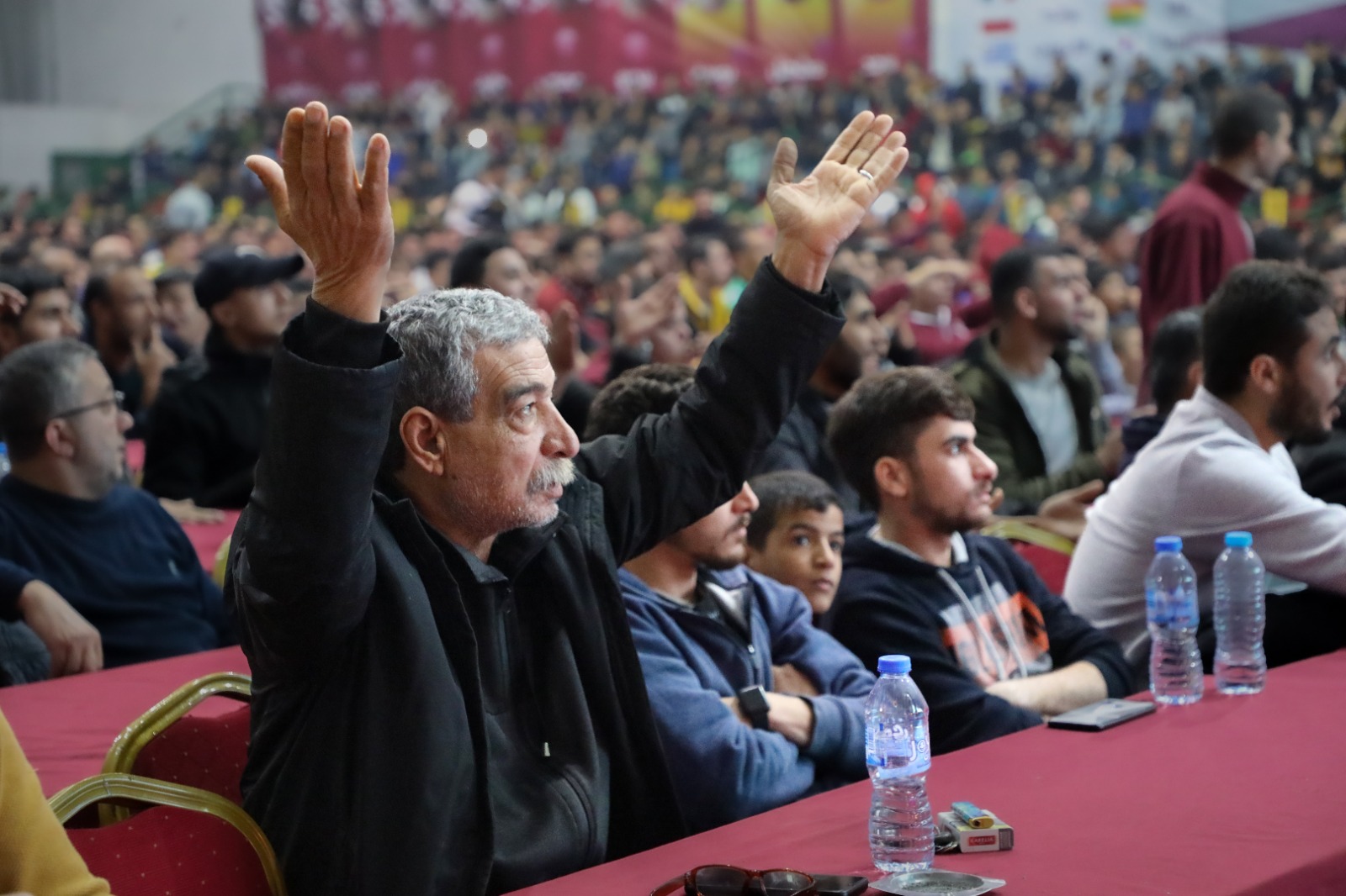 مواطنون يقضـون الإجازة الأسبوعية في الأماكن الترفيهية وحضور مباريات كأس العالم