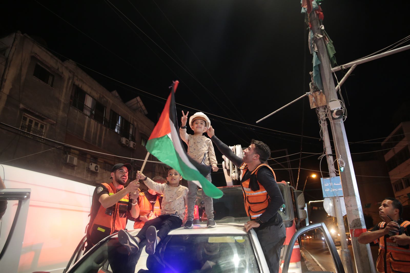 مؤتمر صحفي ومسير للطواقم الميدانية بأجهزة وزارة الداخلية مع بدء وقف العدوان الإسرائيلي على غزة