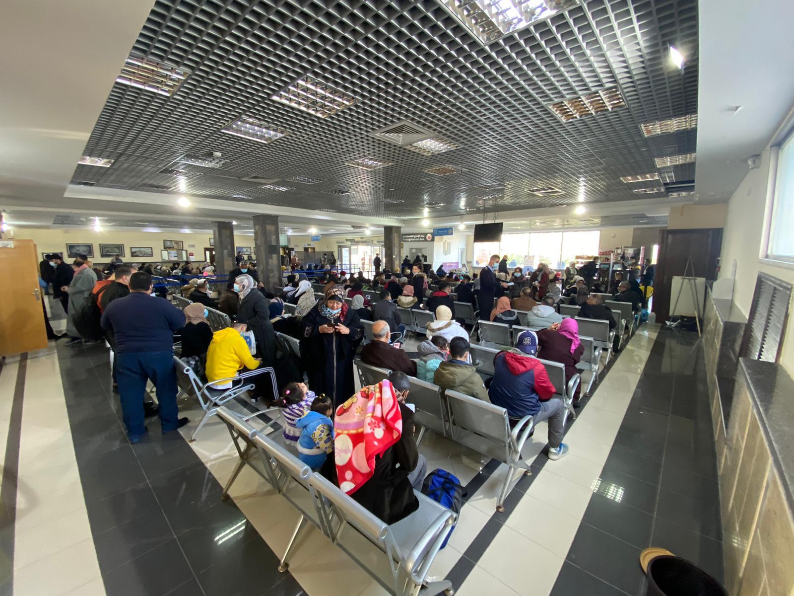 عمل معبر رفح البري في كلا الاتجاهين