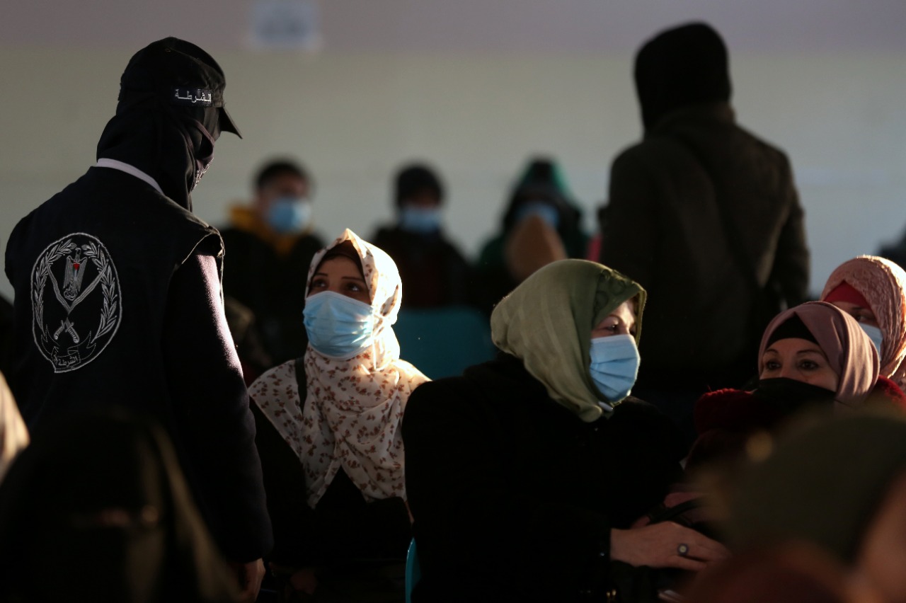 حركة معبر رفح البري خلال أيام فتحه استثنائيًا لمدة أربعة أيام في الاتجاهين