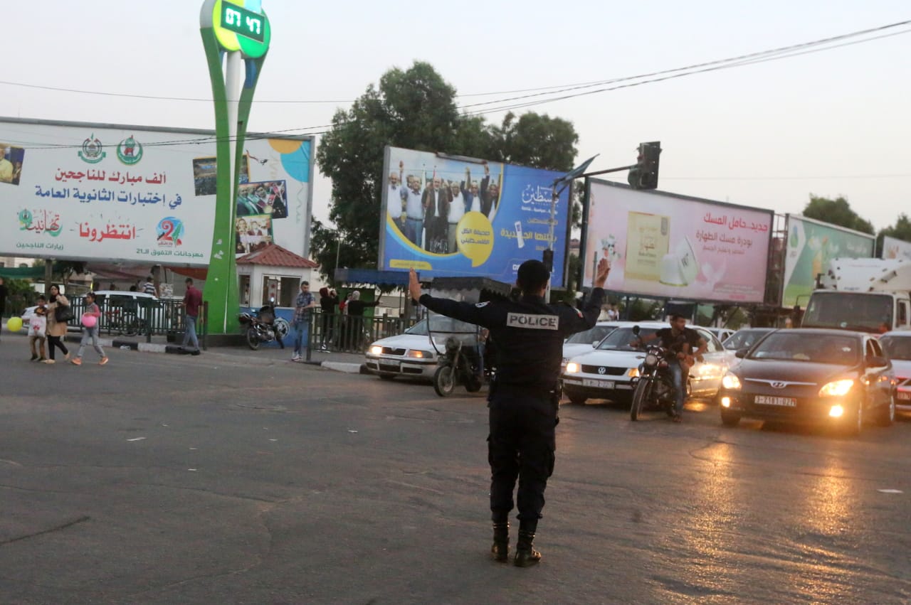 الشرطة تُسهل حركة المواطنين عشية عيد الأضحى المبارك