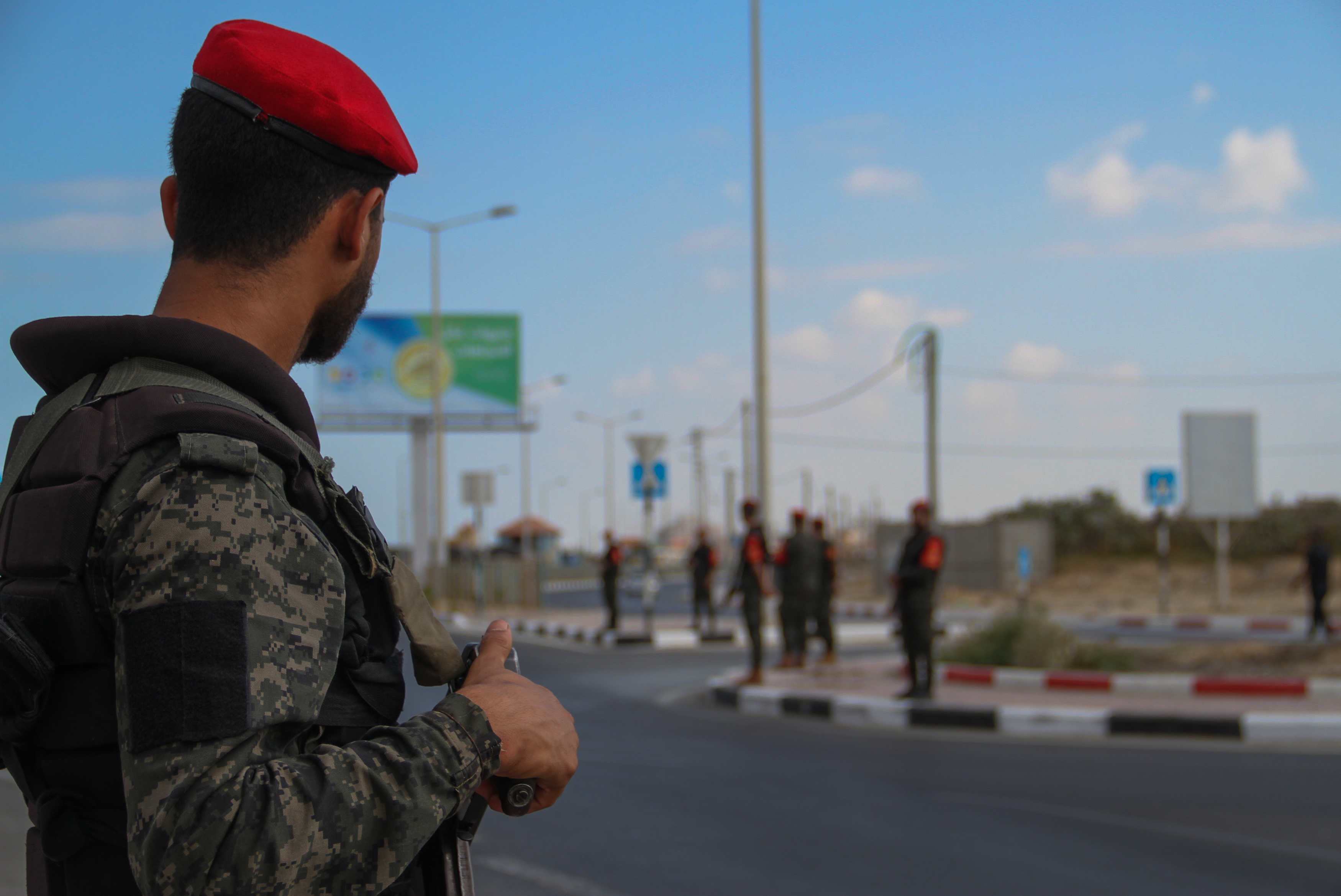 الأجهزة الأمنية تؤمن جولة رئيس الوزراء في غزة