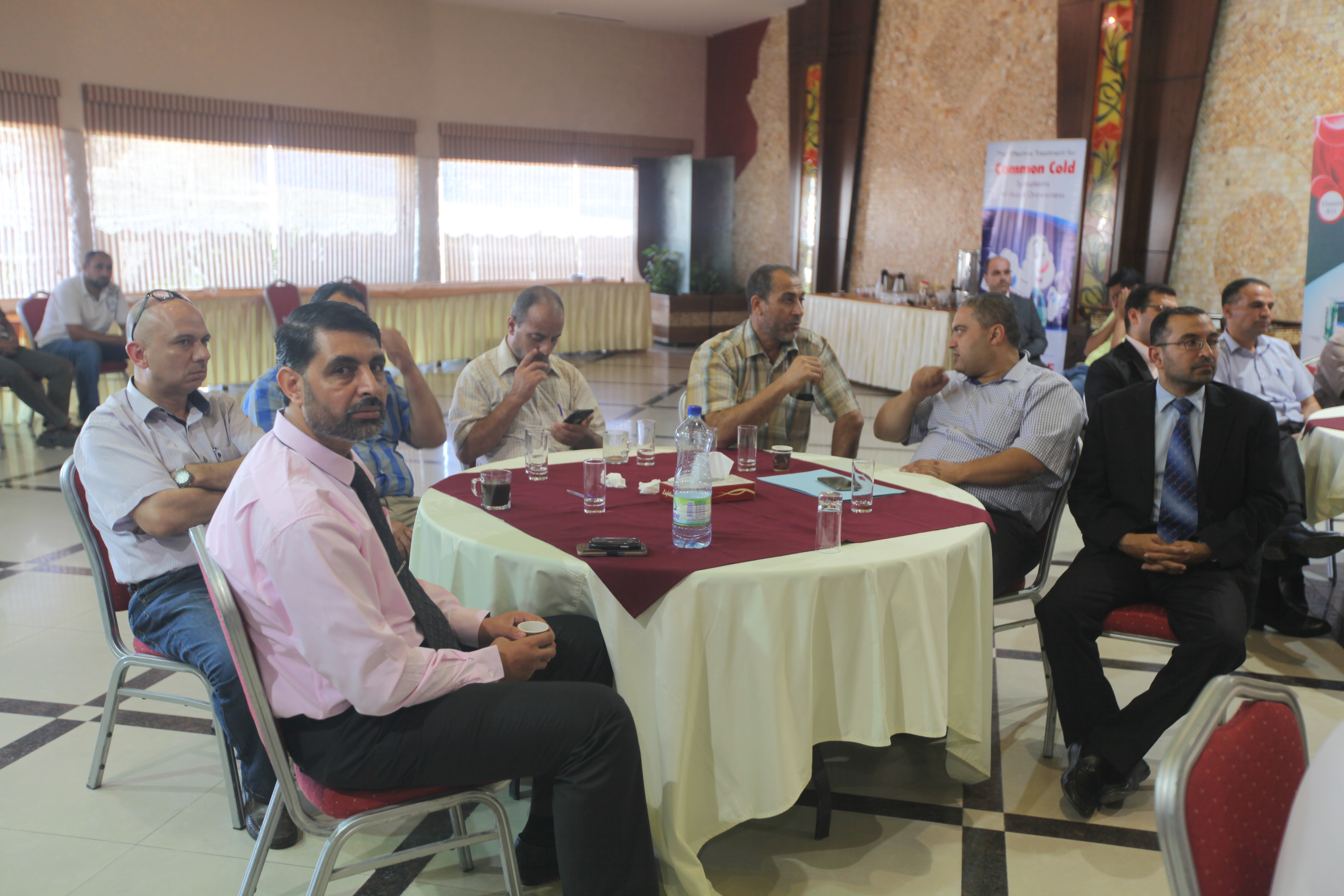 اليوم العلمي للخدمات الطبية