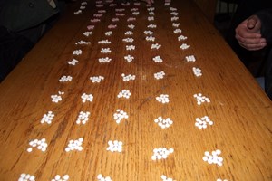 مُروج مخدرات في قبضة مكافحة الشمال