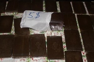 Police seizes 79 Hashish pouches in Rafah