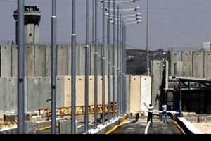 سفر ووصول 1150 شخص الأحد عبر معبر بيت حانون