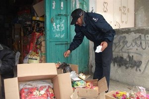 ضبط 1200كيلو بضاعة فاسدة برفح