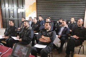 معهد الضباط التخصصي يفتتح دورة إدارية