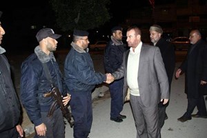 وزير الداخلية ونواب التشريعي يتفقدون شرطة الشمال