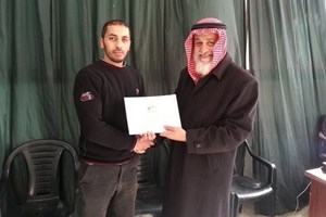 العشائر والإصلاح تكرم موظفيها المتميزين