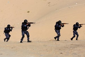 التدخل وحفظ النظام.. درع واقٍ وقوة ضاربة على أيدي العابثين