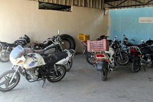 الشرطة البحرية تقبض على لص سرق دراجة نارية بخانيونس