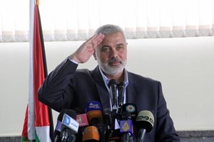 صور.. رئيس الوزراء: نُغادر الحكومة من أجل الشعب