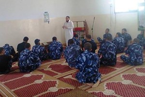 توجيه خانيونس ينظم درسين إيمانيين للشرطة والدفاع المدني