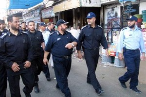 الشرطة تؤمن 107 مراكز لإيواء النازحين في القطاع