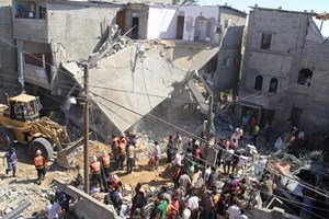 الاحتلال يرتكب مجزرة في قصف منزل لعائلة كوارع