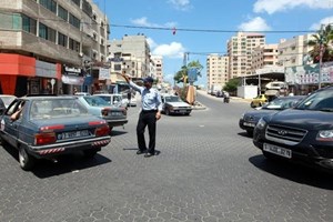 الشرطة تطلق حملة لإزالة البيرسون وتثبيت لوحة الأرقام على المركبات