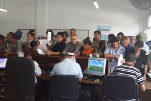  الأحوال المدنية تُنجز أكثر من 18 ألف معاملة وتُصدر أكثر من 5 آلاف وثيقة لمتضرري العدوان