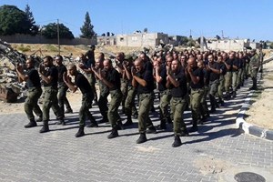 صور.. الداخلية تواصل إعداد "رجالها" رغم تدمير مقراتها