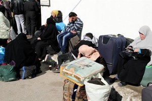 مغادرة 428 مسافراً عبر معبر رفح في ثالث أيام فتحه الاستثنائي