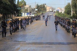 مسير عسكري لقوات التدخل وحفظ النظام شمال القطاع
