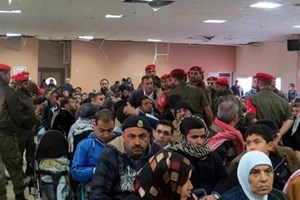 صور: الشرطة العسكرية تساهم بتنظيم السفر عبر معبر رفح