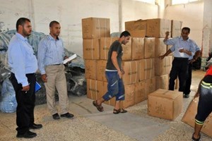 الإمداد والتجهيز يسلم الأجهزة الأمنية احتياجات ومُستلزمات ضرورية