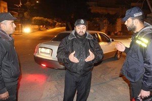 اللواء البطش: الحواجز الليلية للسهر على أمن المواطن ومطاردة الهاربين من العدالة