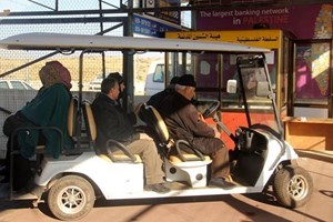 سفر ووصول 1173 شخصاً الاثنين عبر معبر بيت حانون