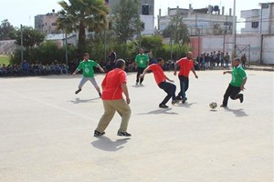 تنظيم مباراة كرة قدم بين الكتيبة الأولى والثانية بالشمال