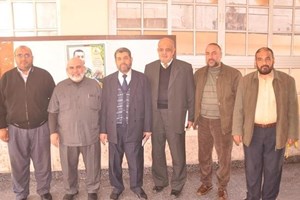 التوجيه السياسي يستقبل وفداً من لجنة القدس والأقصى بالتشريعي