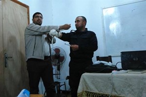 الخدمات الطبية تعقد عدة دورات في الإسعاف الأولي