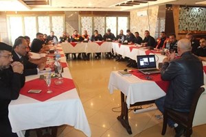 افتتاح دورة في "قراءة الخرائط" لضباط الدفاع المدني 