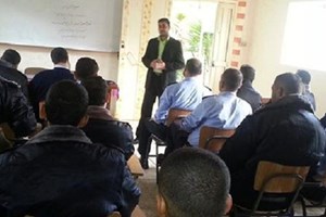 التوجيه السياسي يفتتح دورة القائد الناجح لضباط الشرطة بغزة