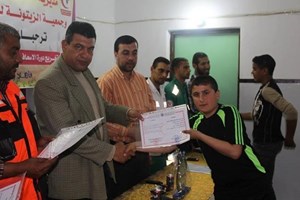 الخدمات الطبية تُخرّج دورة إسعافات أولية لطلائع التحرير