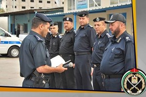 اللواء البطش يتفقد طابور أركان لأمن الشرطة