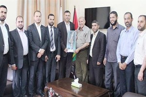 العلاقات العامة والإعلام تبحث التعاون المشترك مع المالية المركزية