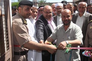 وكيل الوزارة يفتتح قسم خاص بالزيارات داخل مركز إصلاح الوسطى 