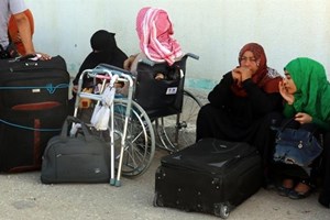 مغادرة 570 مسافراً عبر معبر رفح البري الأربعاء