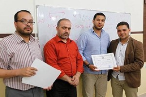 مركز التدريب الإعلامي يختتم دورة "الإعداد والتقديم الإذاعي"