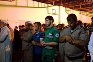 "أمسية رمضانية" لنزلاء مركز التأهيل والإصلاح بالوسطى