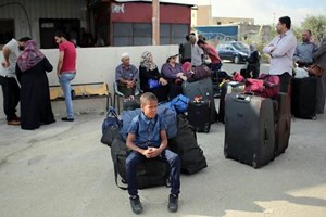 مغادرة "448" مسافراً عبر معبر رفح البري الثلاثاء