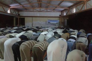 توجيه خان يونس ينظم كتيبة إيمانية لجهاز الشرطة