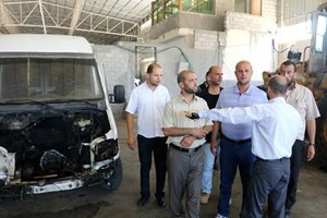 العميد النجار يتفقد الورش الفنية بالإمداد والتجهيز